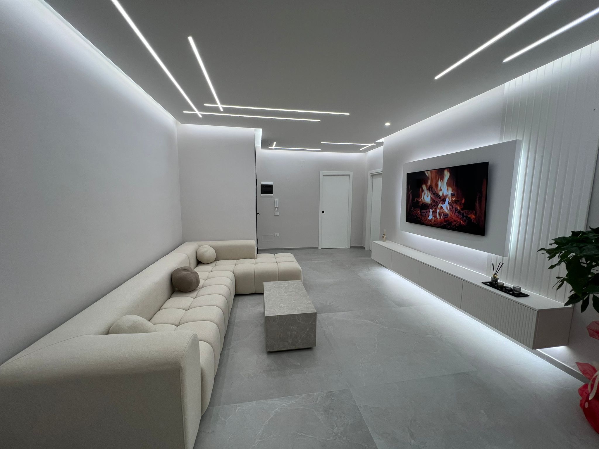 Contemporary living in Magnum Stone Grigio