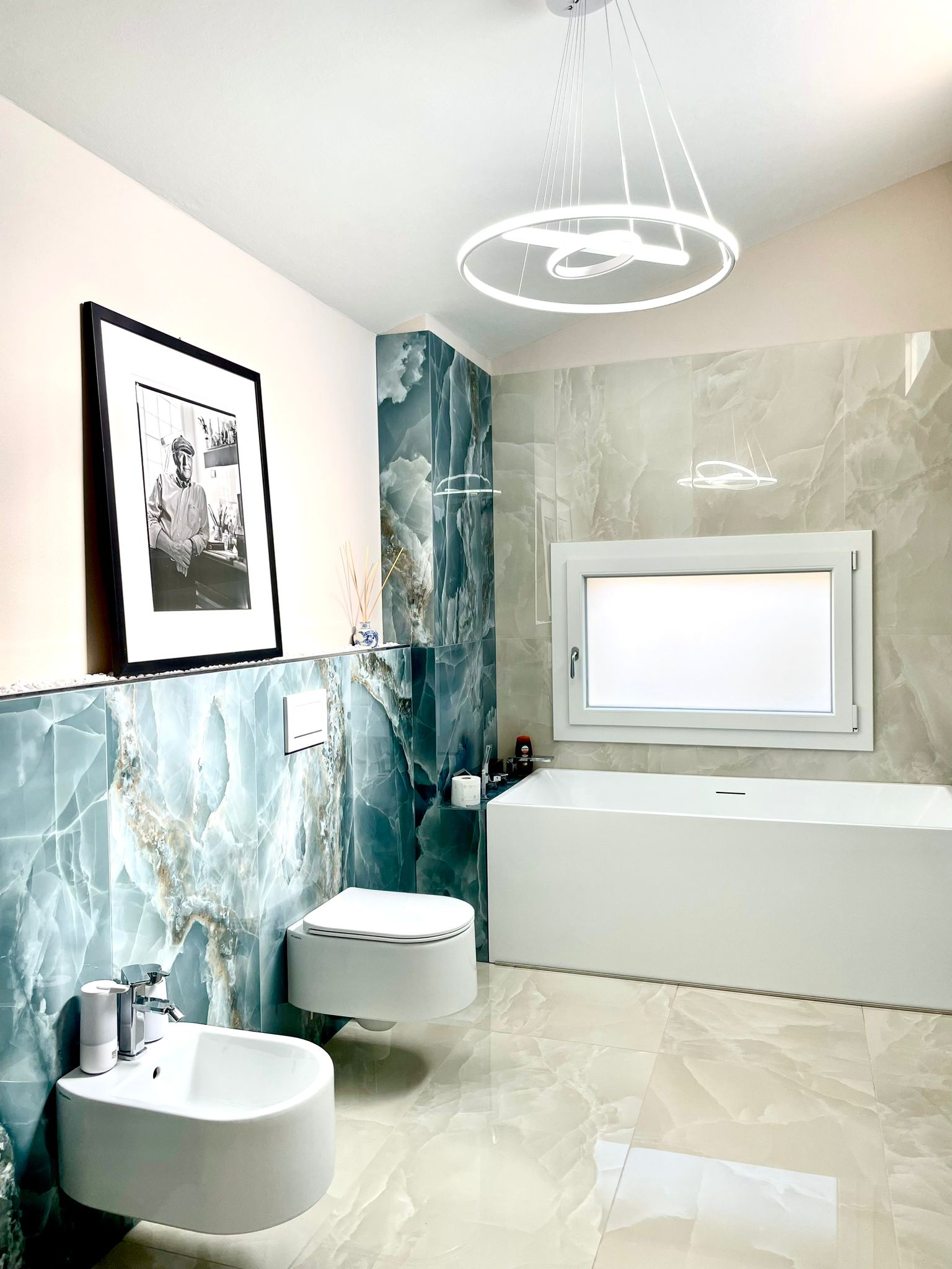 Statement bathroom in Onyx Green — 2